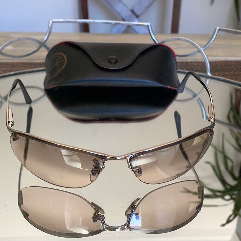 Ray•ban sunglasses by luxottica